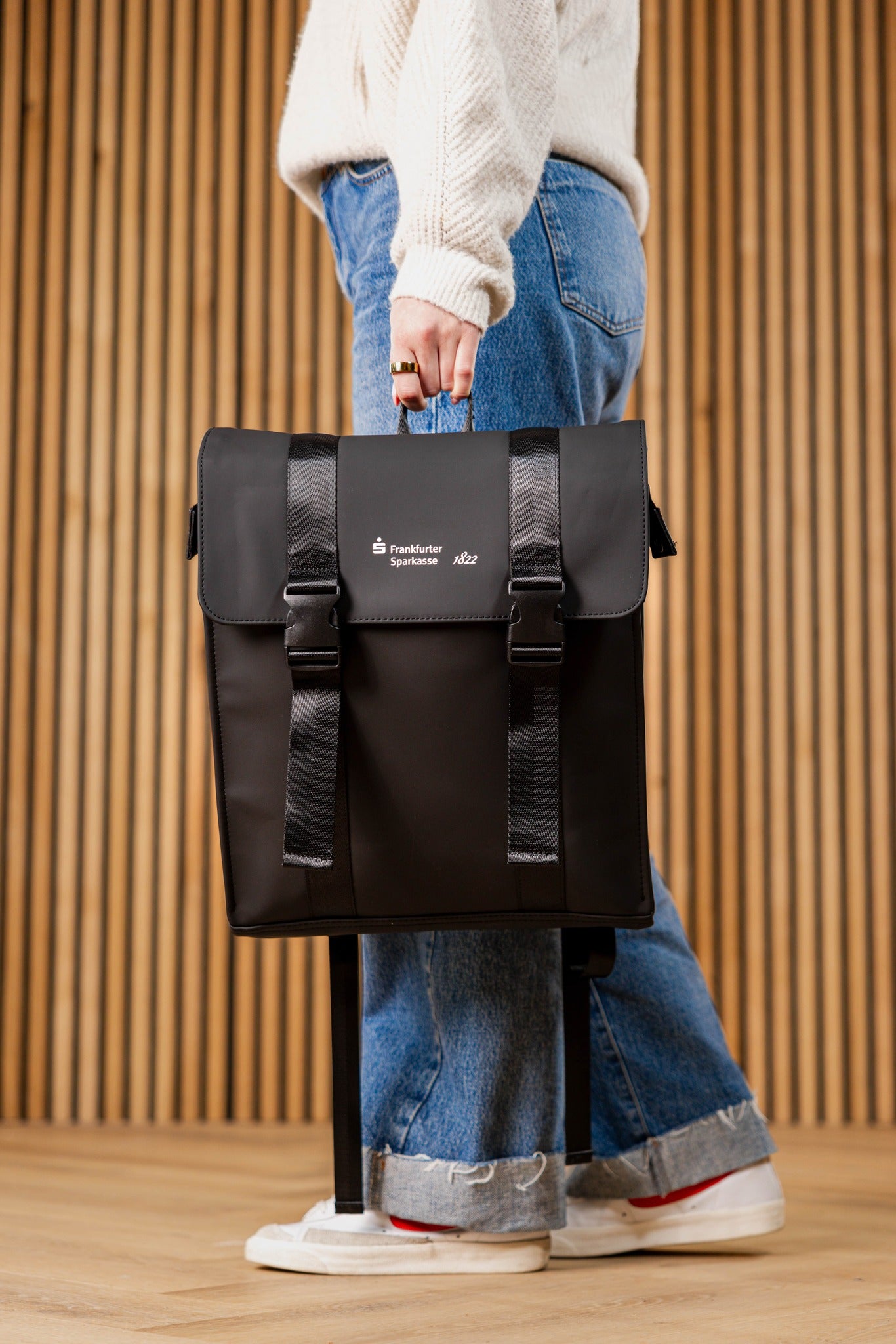 Klassischer Rucksack – Schwarz