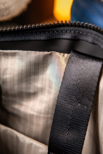Klassischer Rucksack – Schwarz